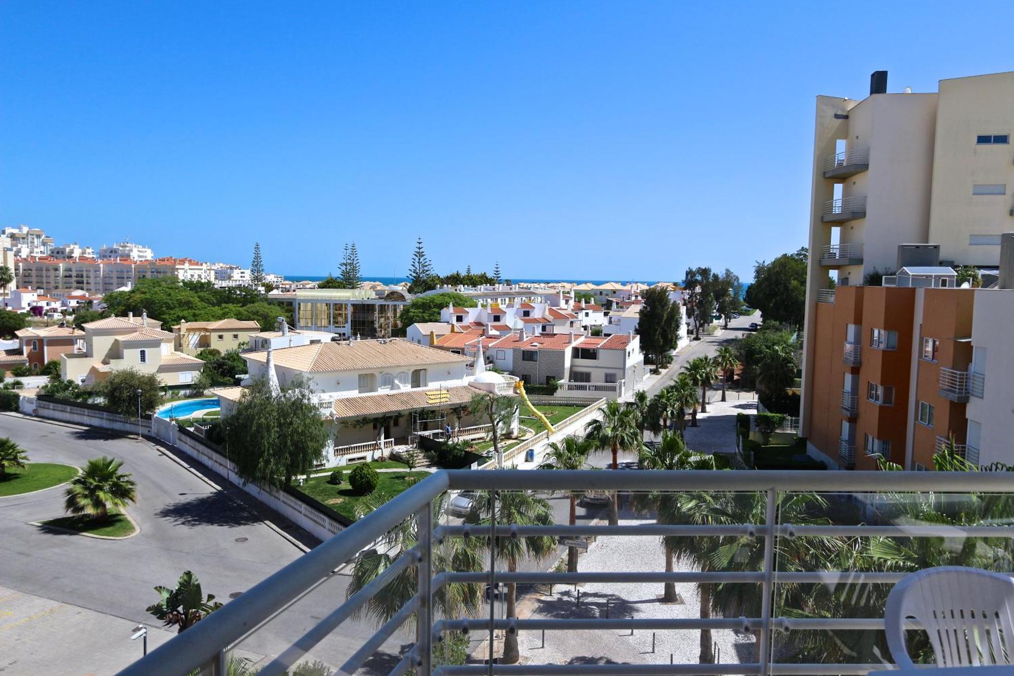 Moura - Clever Details Vilamoura