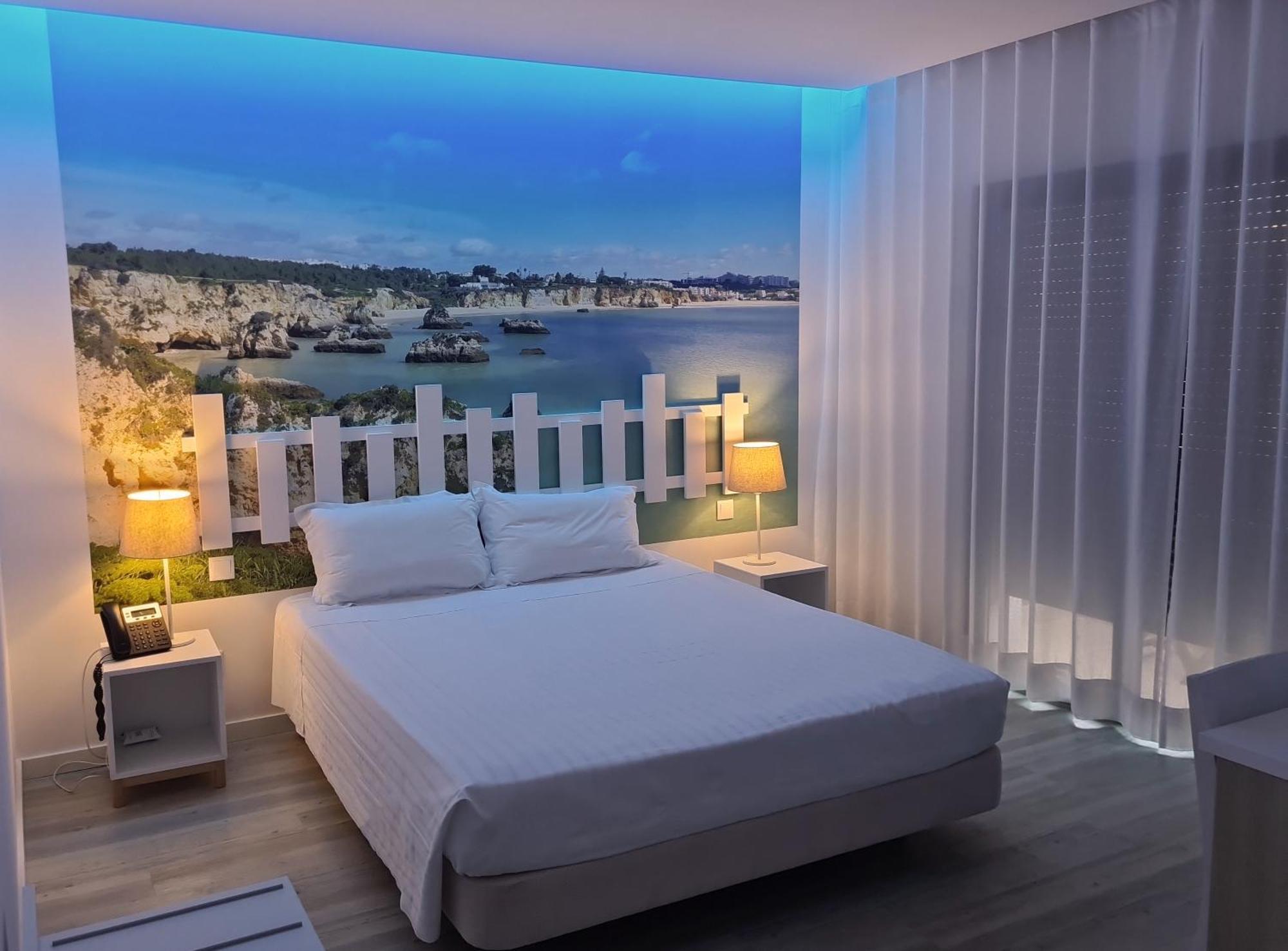 Hotel Alcaide