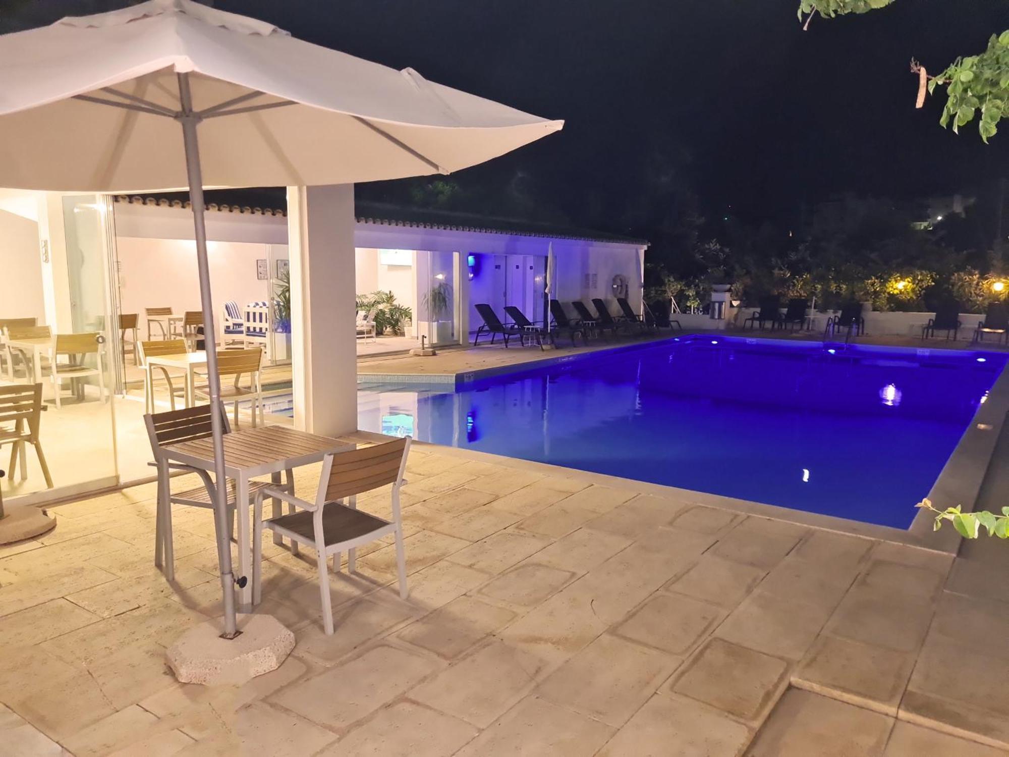 Hotel Alcaide