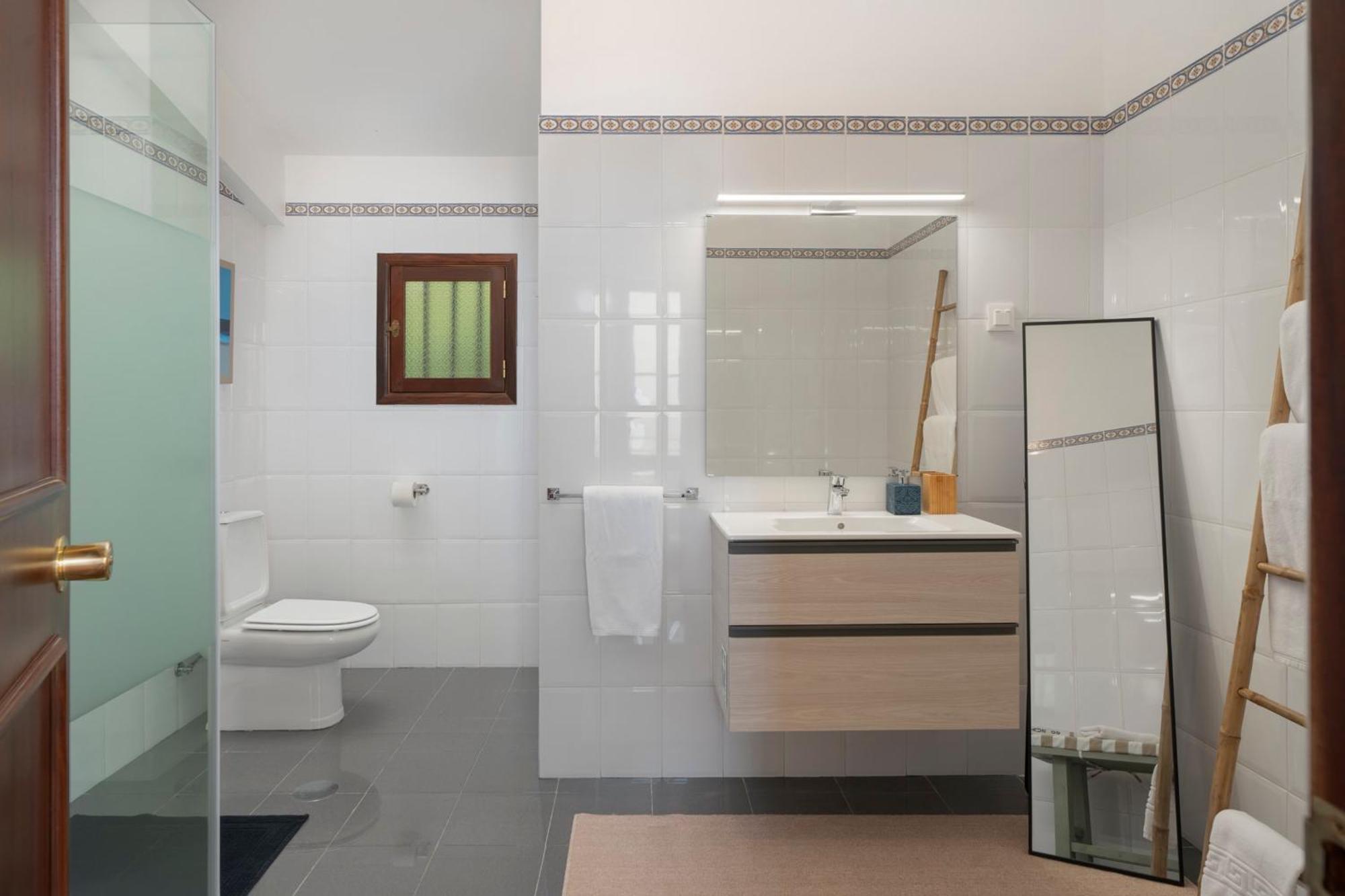 Casa Amarela Da Faja Da Areia By An Island Holiday home *