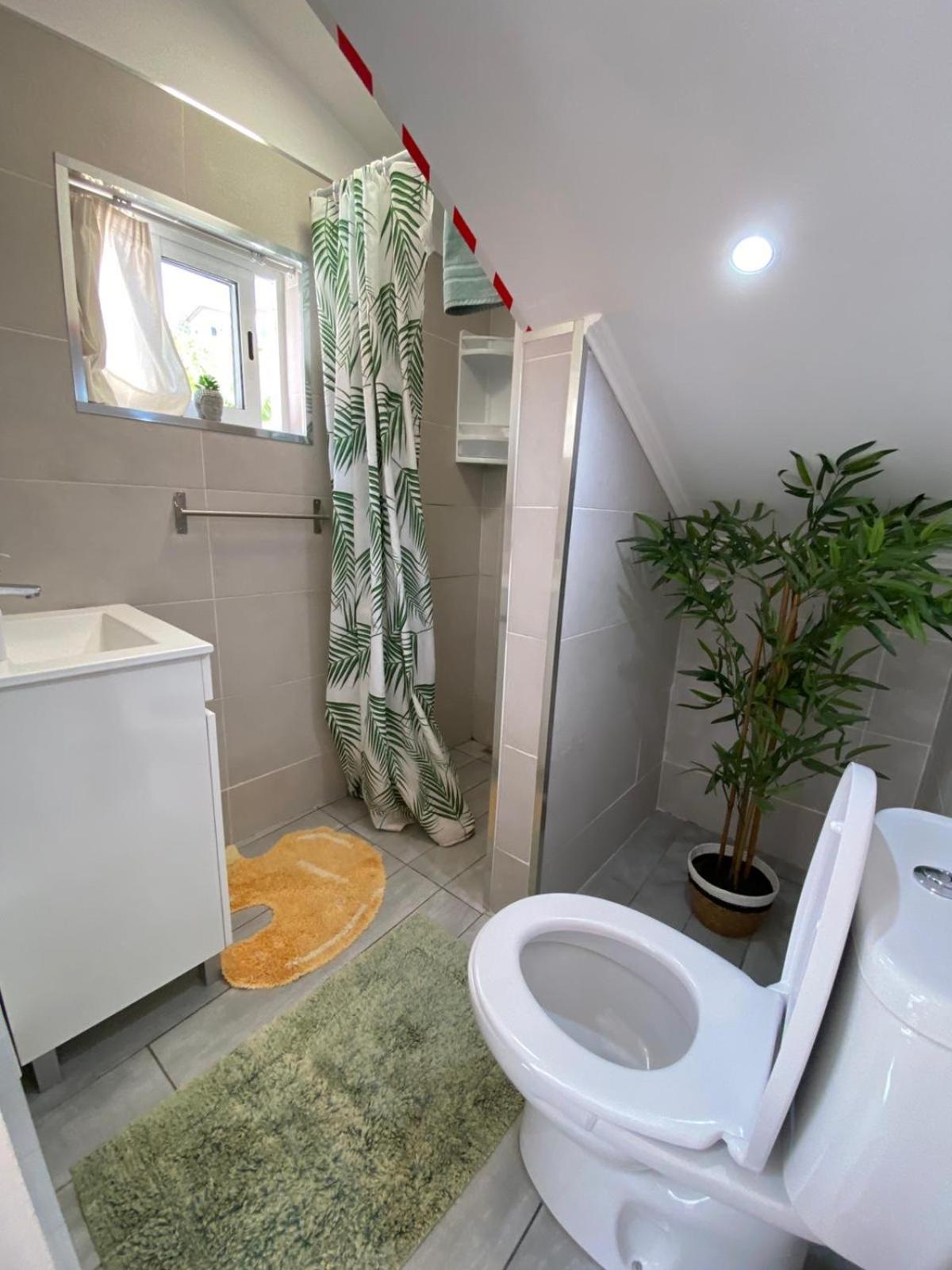 Lovely Newly Refurbished, 1 Bedroom Floor With Sea Views, Fast Wi-fi Cable Tv And Netflix Appartement Ribeira Brava