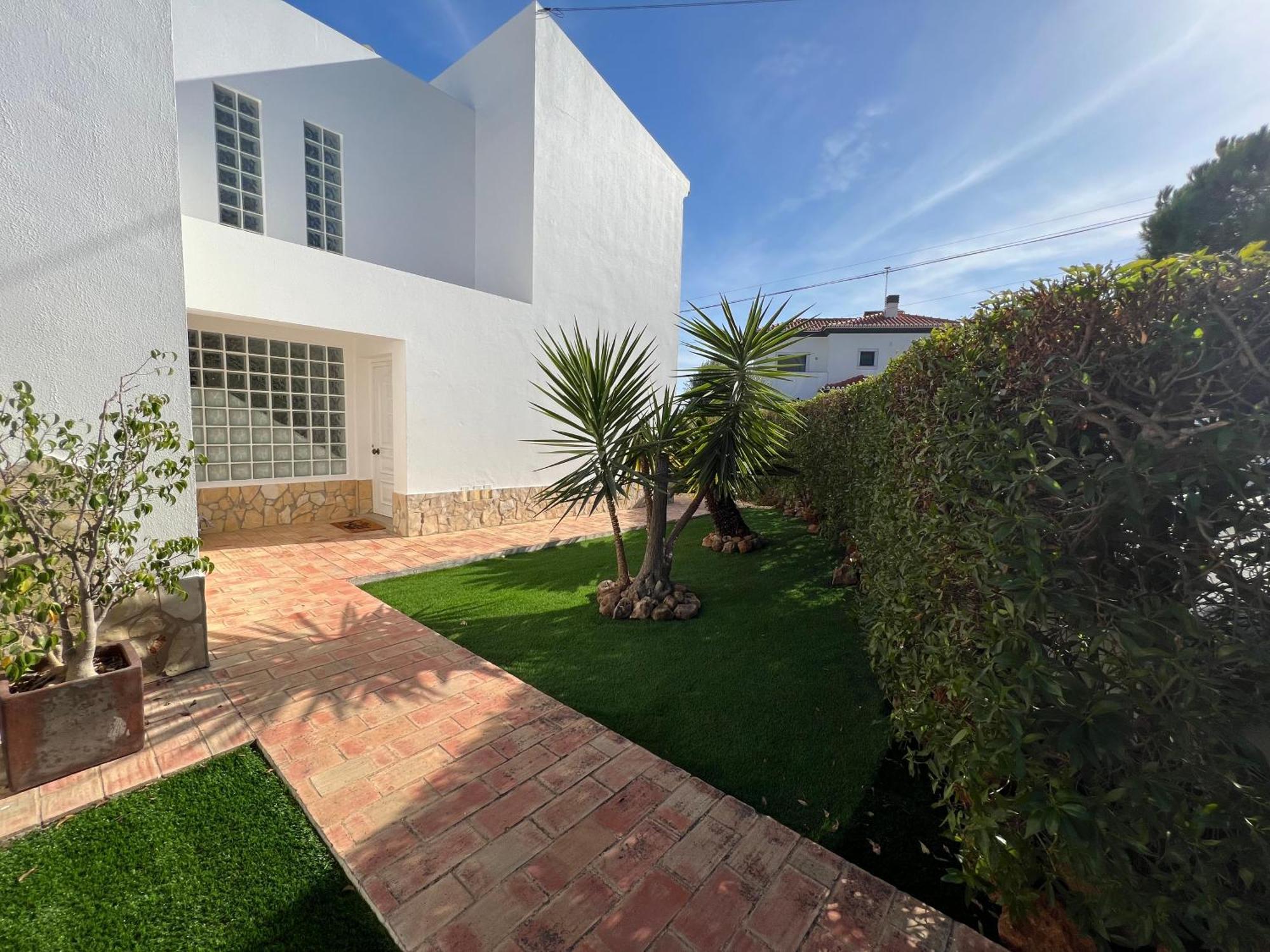 Balsa Villa *