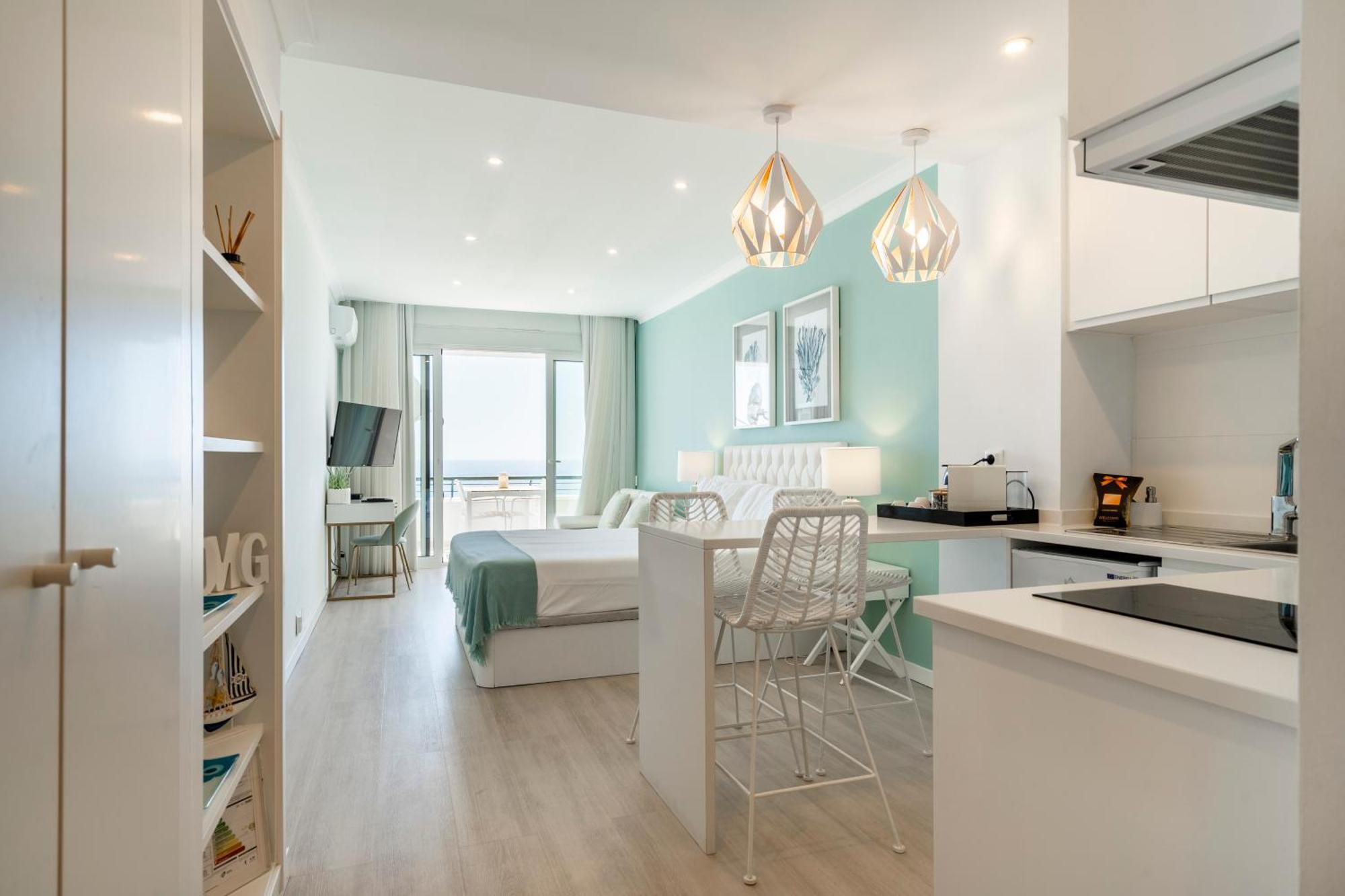 Apartment Sea Lovers - Sea Front - Monte Gordo