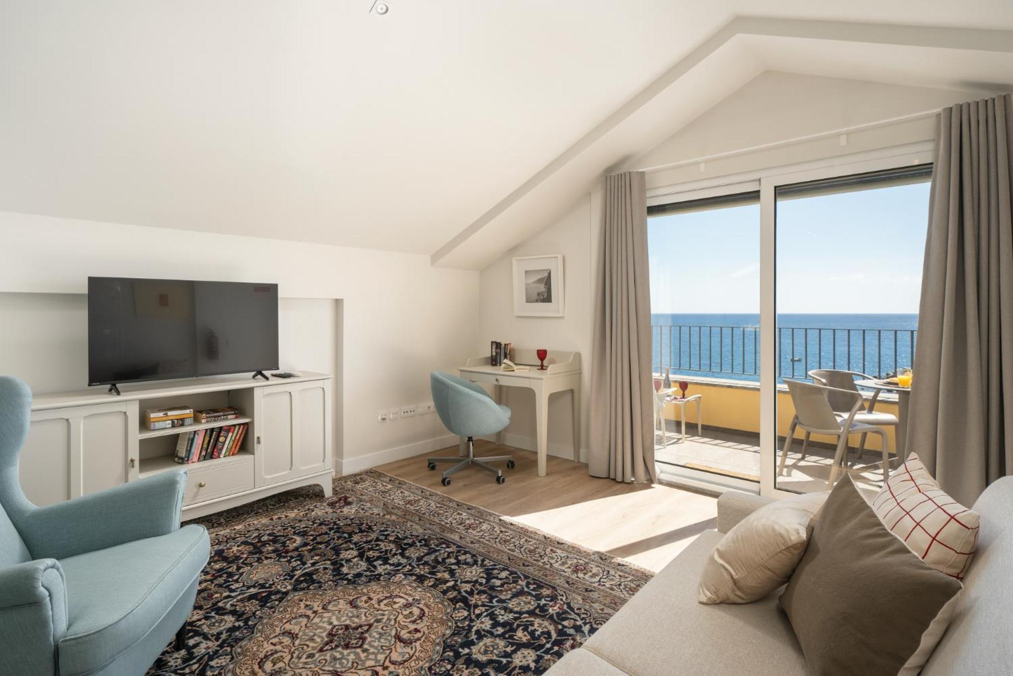 Apartment Of Old Town By Ourmadeira