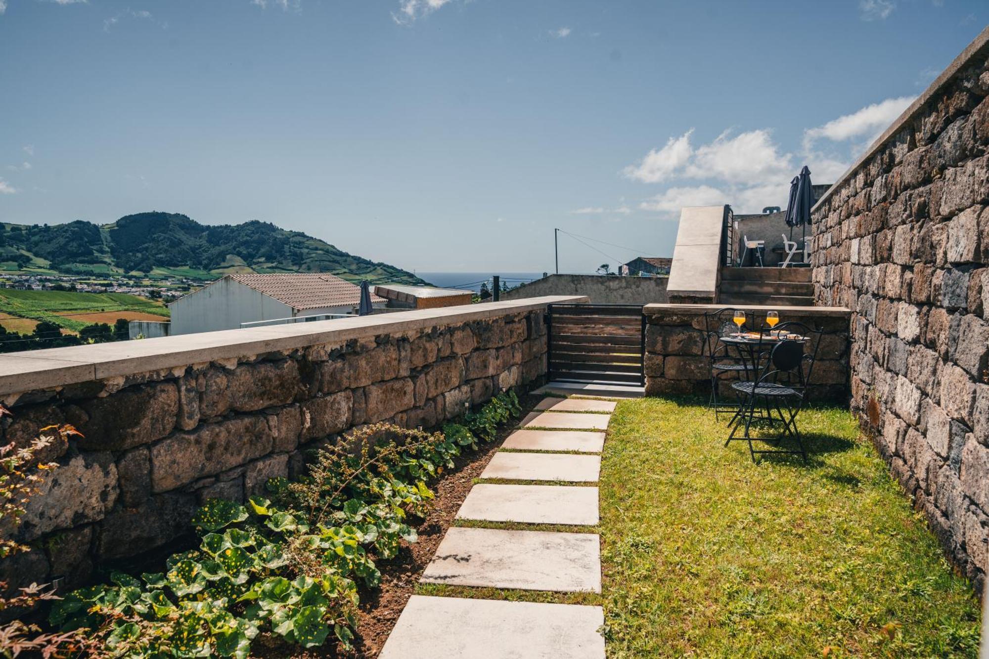 Benilde Lodge Povoacao (Sao Miguel)