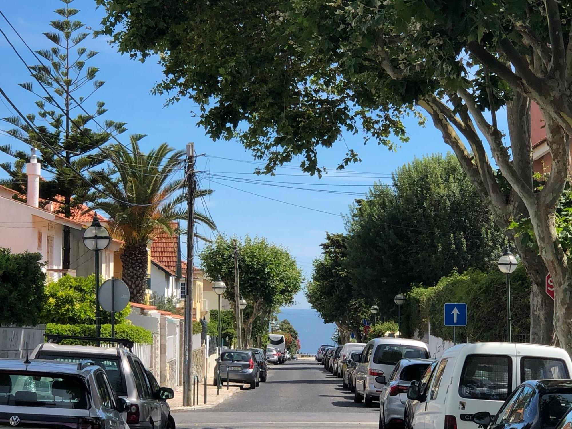 Aloha House H * Carcavelos (Lisbon)