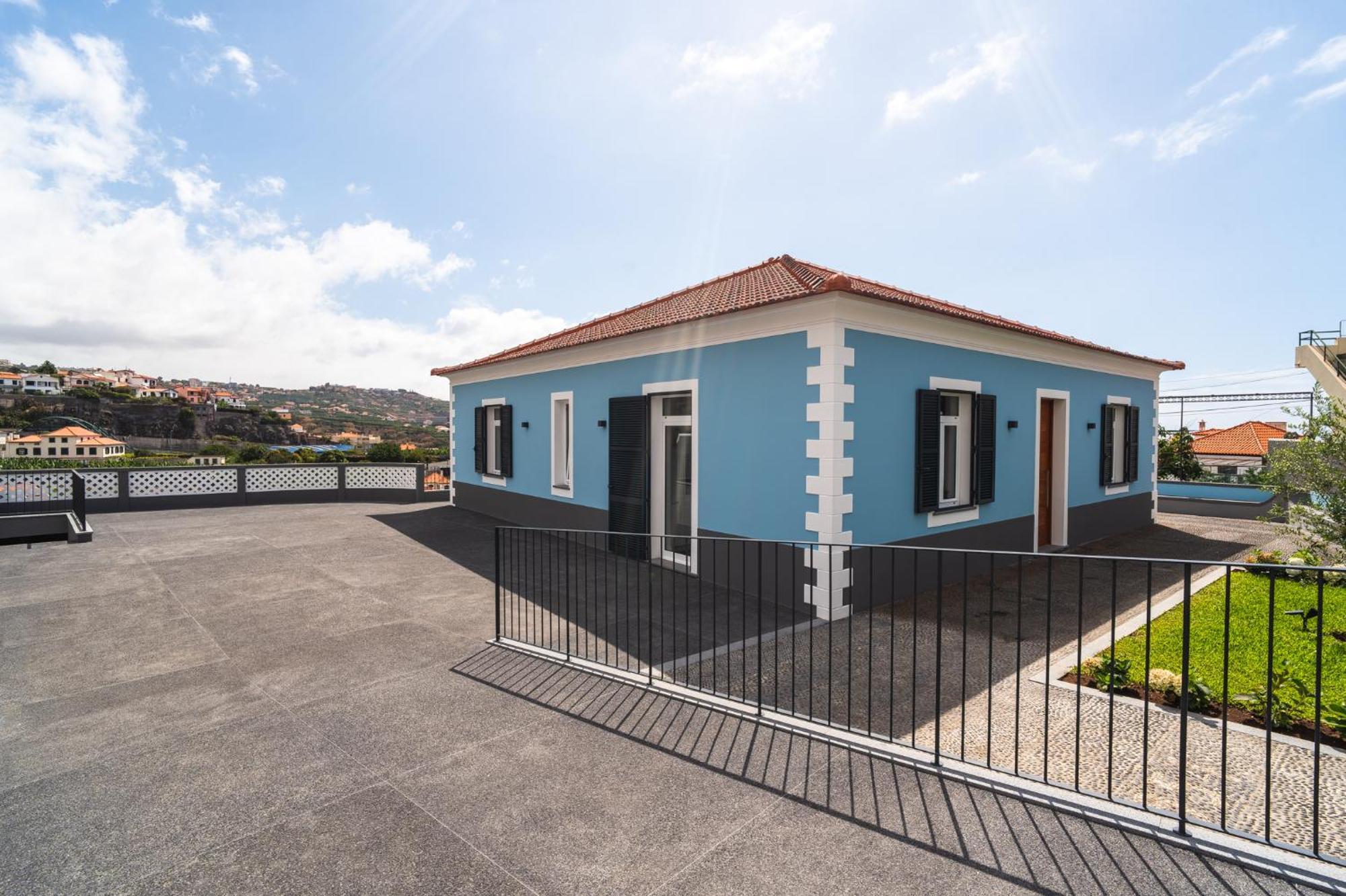Luxury Retreat In Camara de Lobos