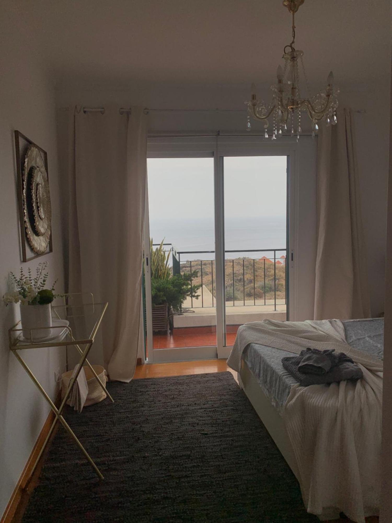 Oceanview Penthouse *