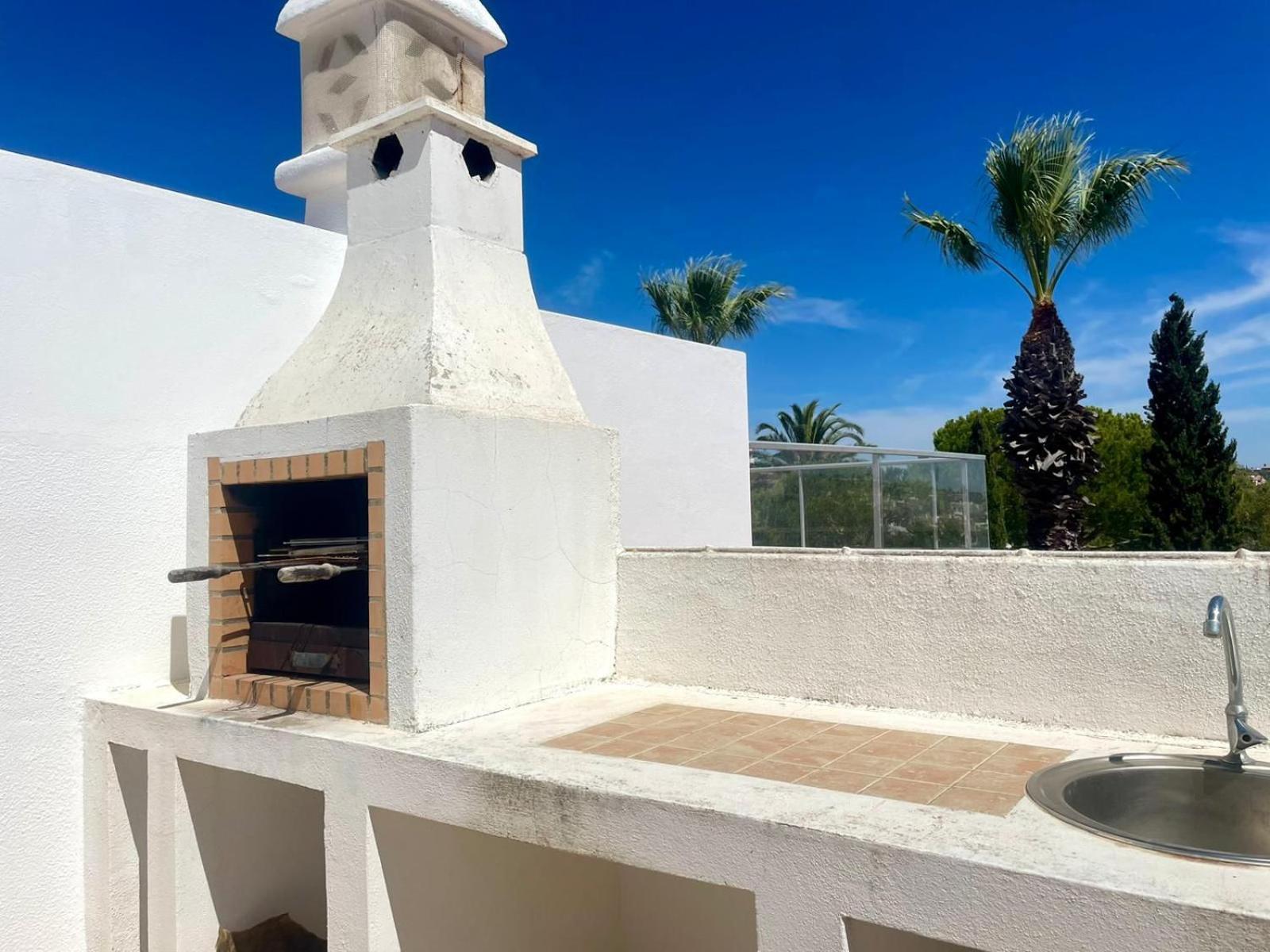 Ad Hus On Carvoeiro Vakantiehuis