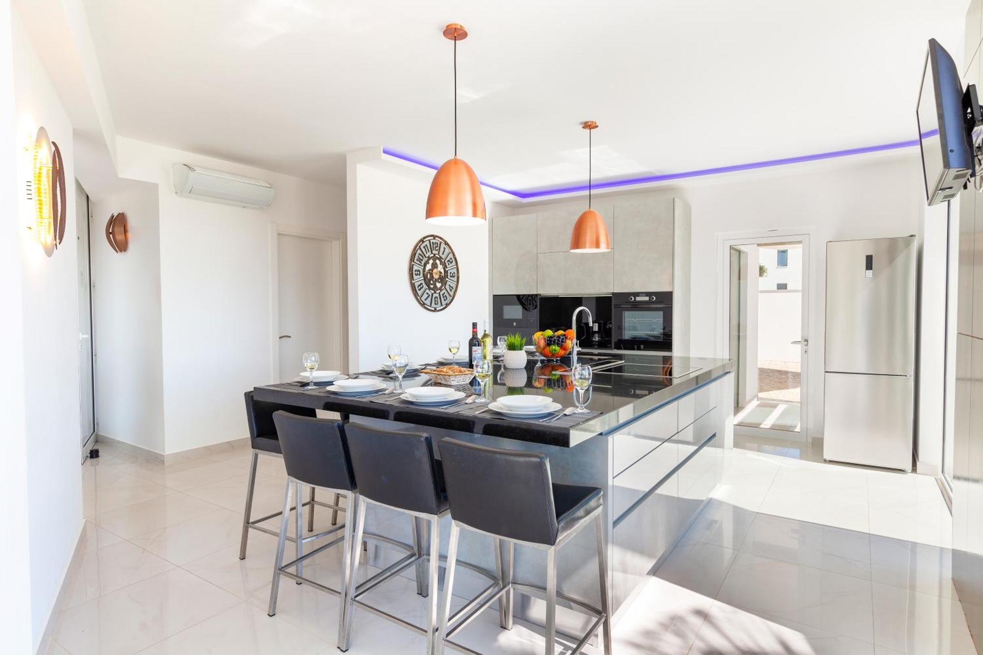Holiday home Catalina By Algarve Vacation Armacao de Pera