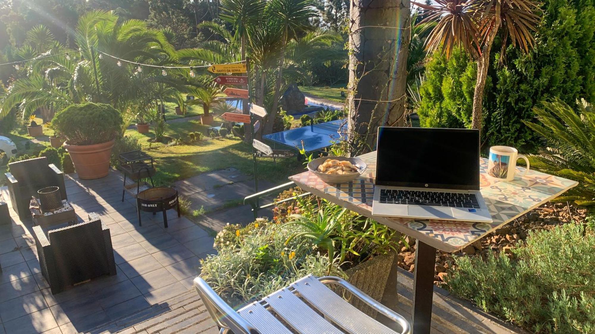 Homeoffice Madeira - Coliving & Coworking With A Community Inn Santa Cruz (Madeira)