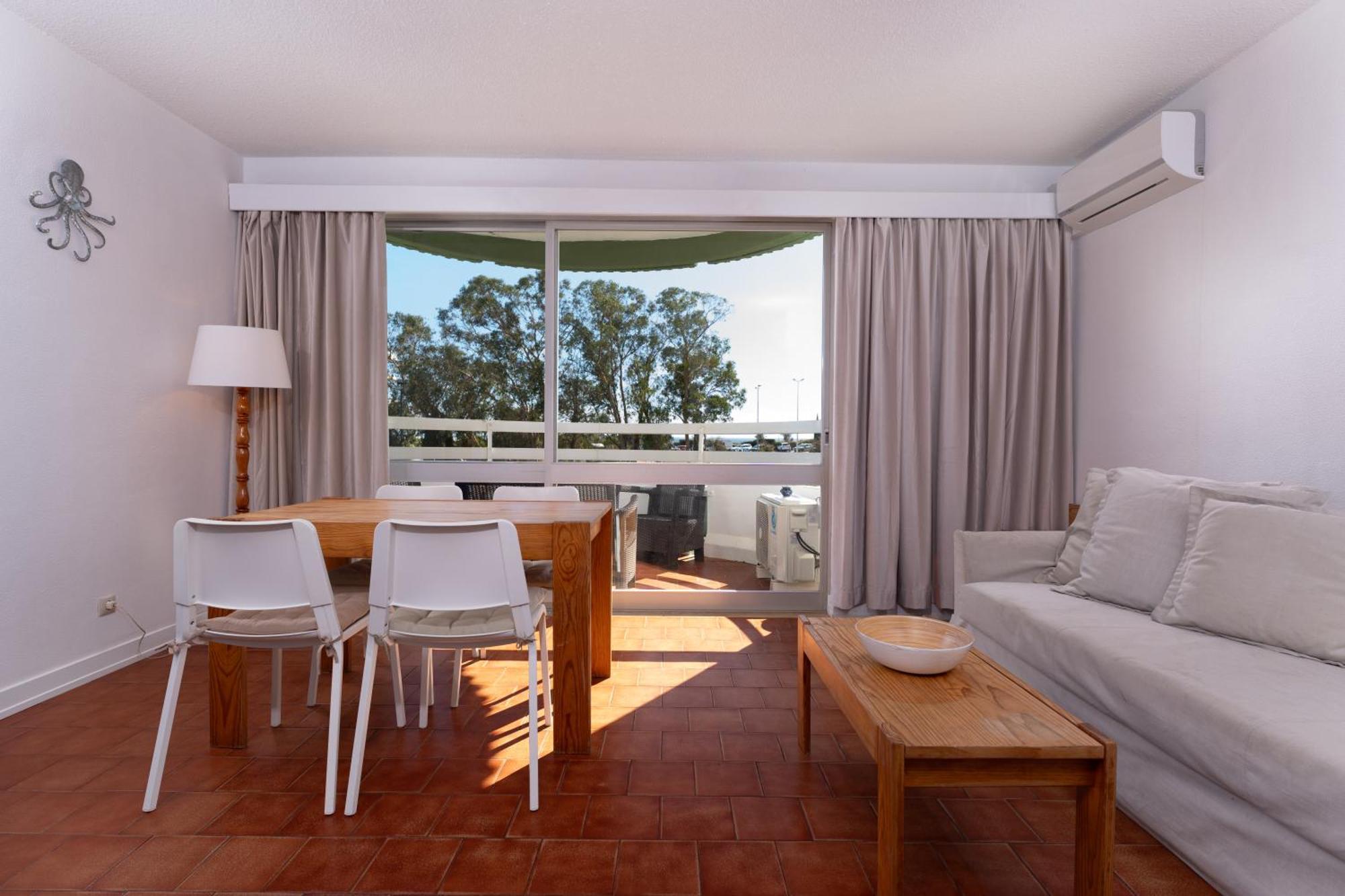 Apartment 3 Castelos