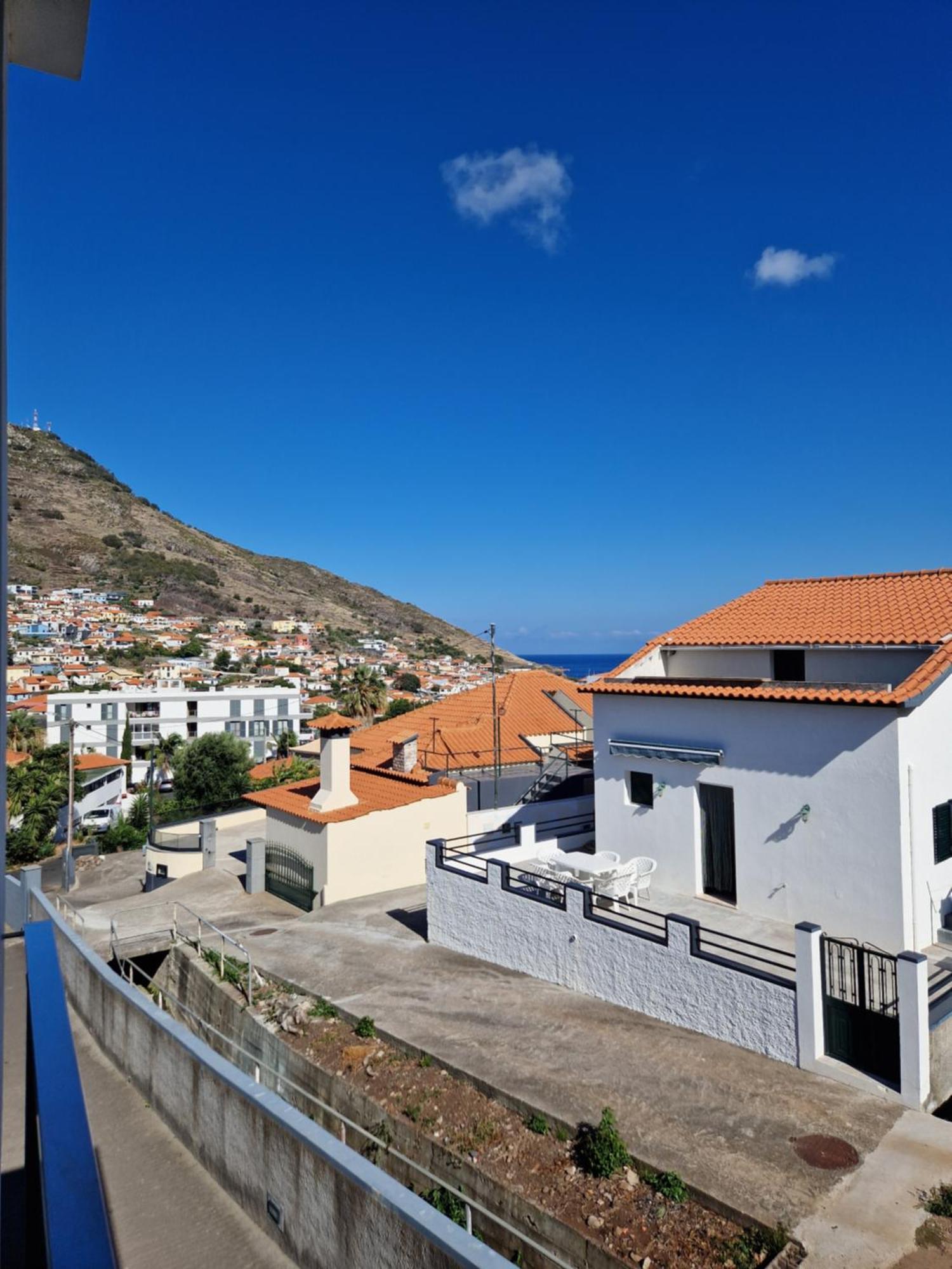 Apartment Delightful 2 Bedroom Vacation - D