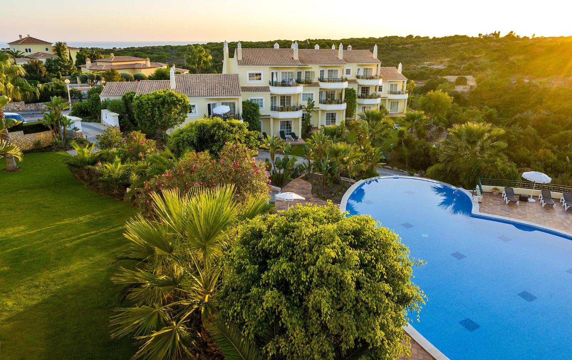 Presa De Moura Holiday park 4*