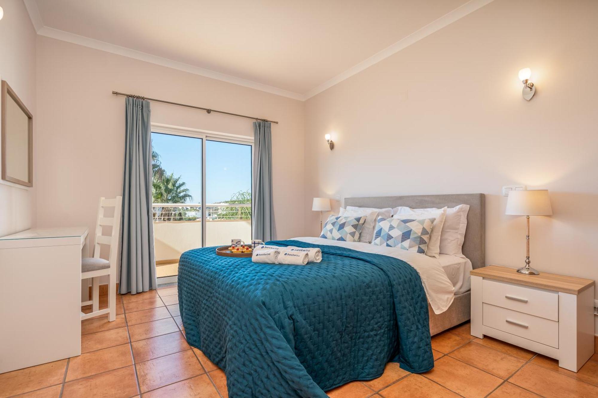 Apartamento Host Wise - Bright & Stylish Flat With Pool