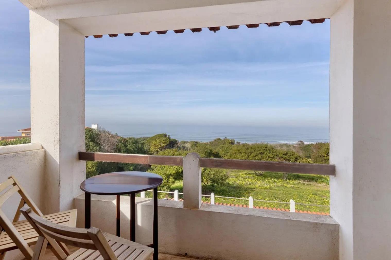 Alto Da Bed & Breakfast Colares