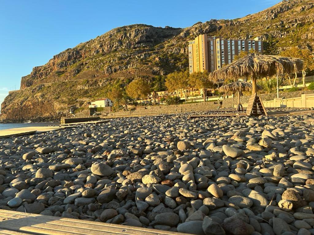 Apartment Delightful 2 Bedroom Vacation - D