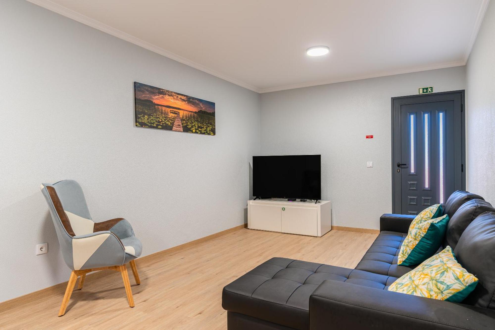 Goncalves House - Ac And Private Parking Calheta (Madeira)