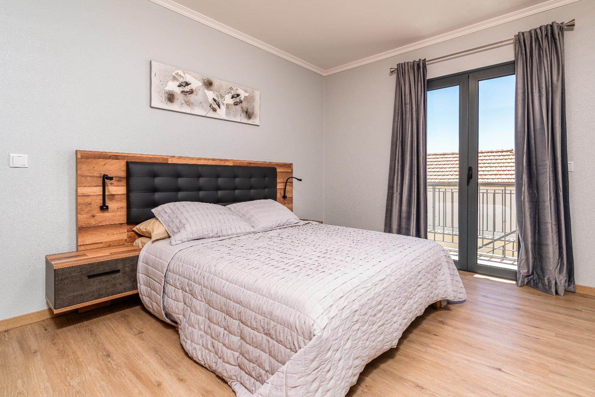 Goncalves House - Ac And Private Parking * Calheta (Madeira)