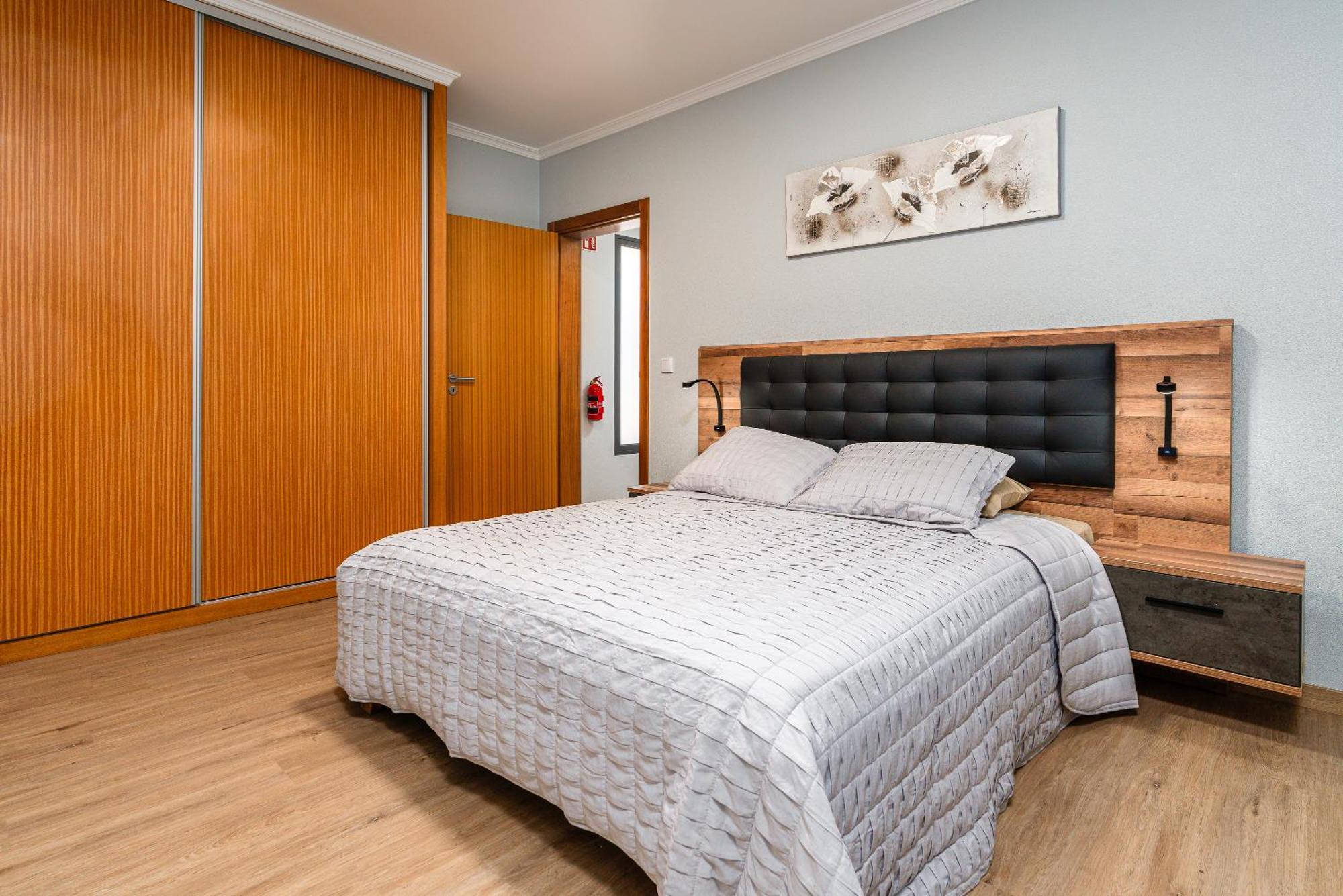 Goncalves House - Ac And Private Parking Holiday home
