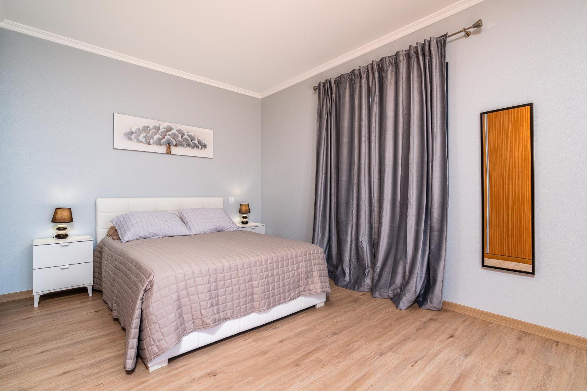 Goncalves House - Ac And Private Parking * Calheta (Madeira)