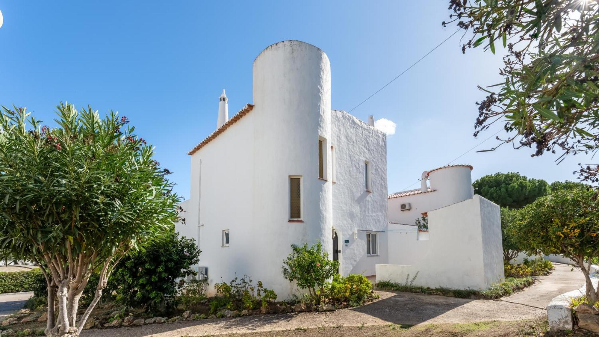 Ocean View 3 Bdr House With Patio By Lovelystay Holiday home Porches (Algarve)