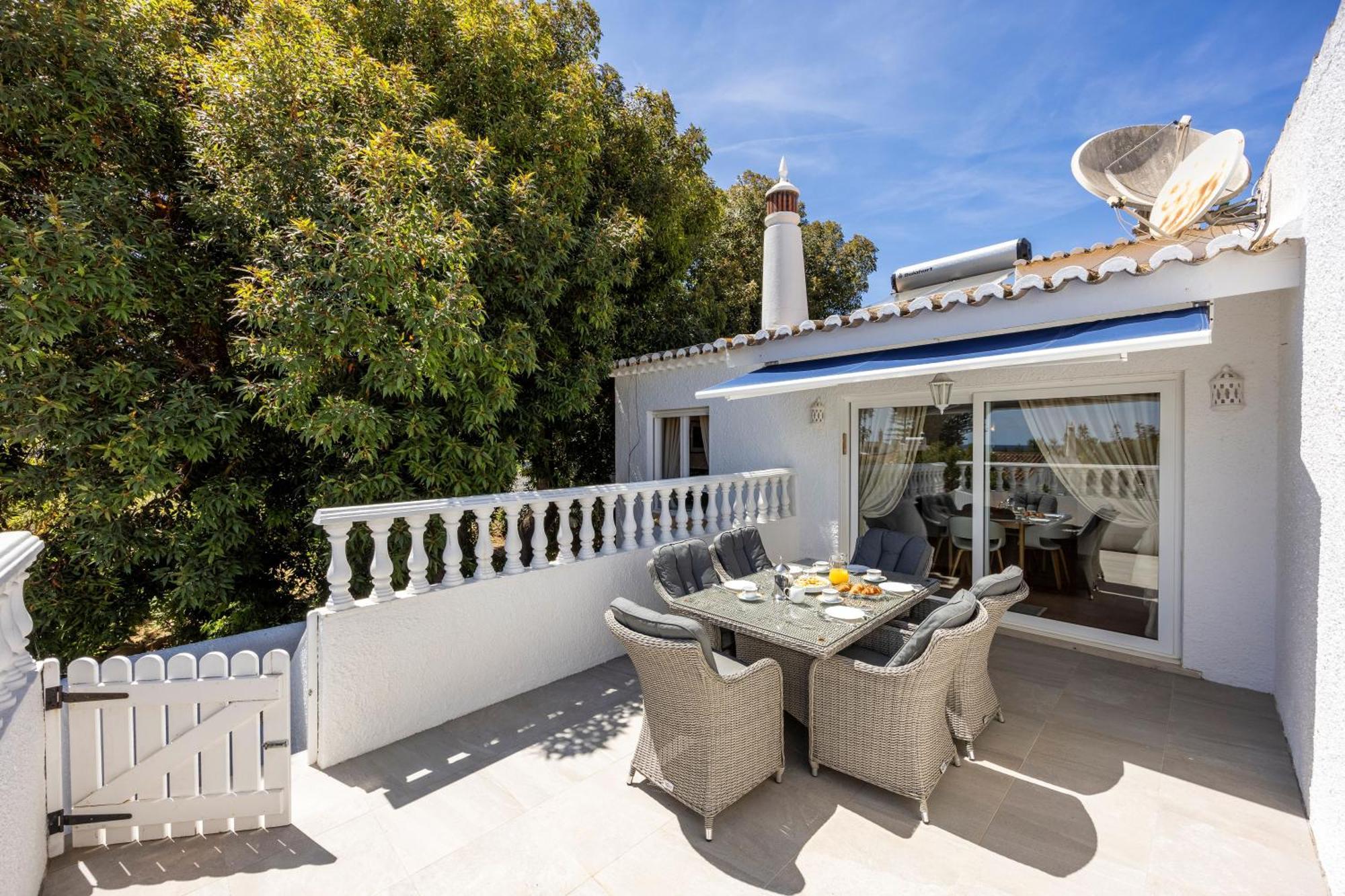 Coolhouses Algarve Luz,3 Bed Townhouse, Lovely Sea View, Walking Distance To Beach, Casa 24 Lbc * Praia Da Luz