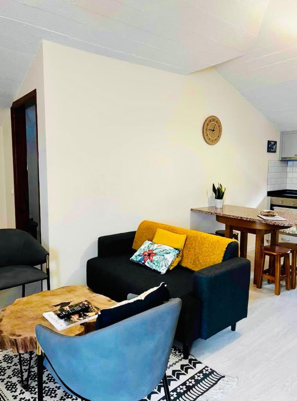 Sebastian's Apartamento São Vicente