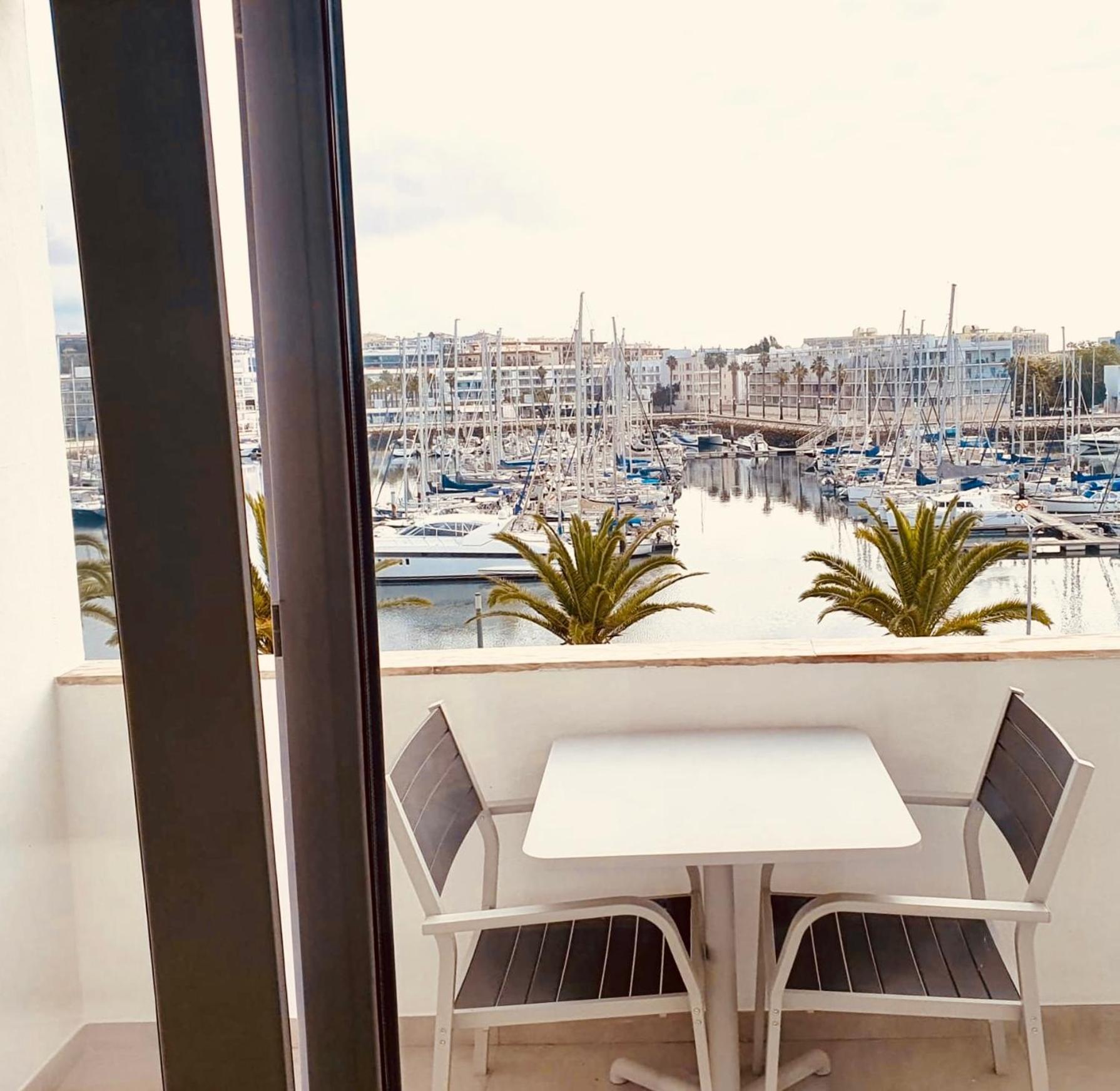 Marina View In Town Center Sea View