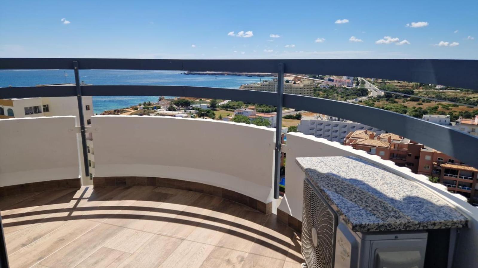 Apartment Tower Sea View With Garage And Balcony