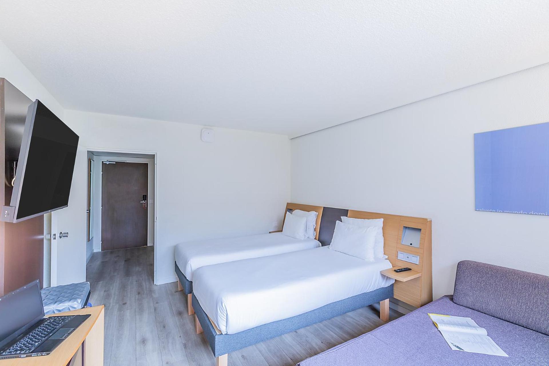 Novotel