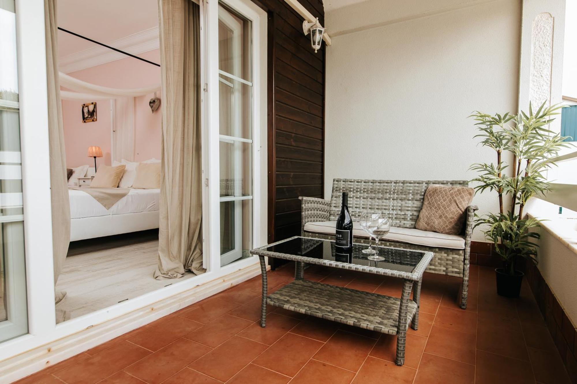 Bed & Breakfast Boutique - O House Hills *