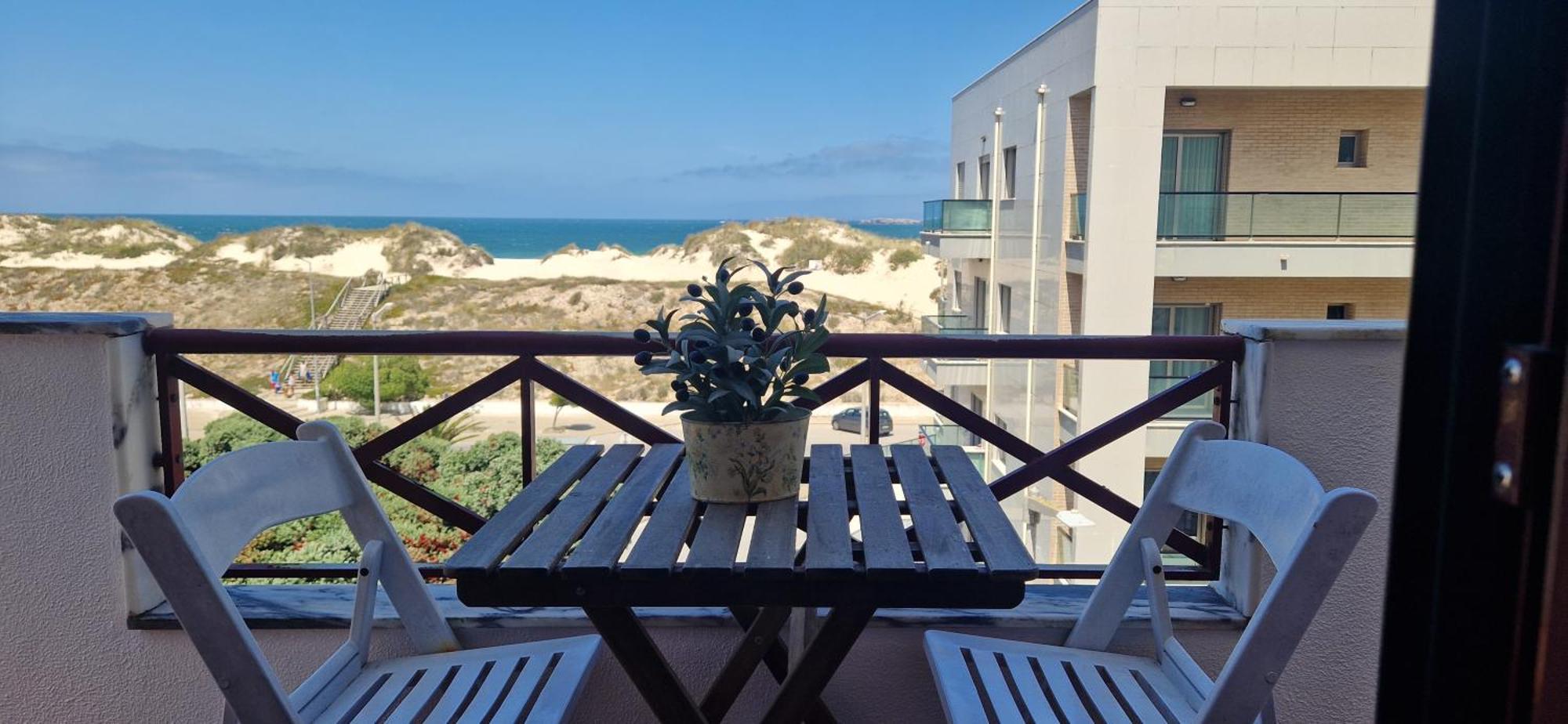 Baleal Holidays - Beach Front Peniche