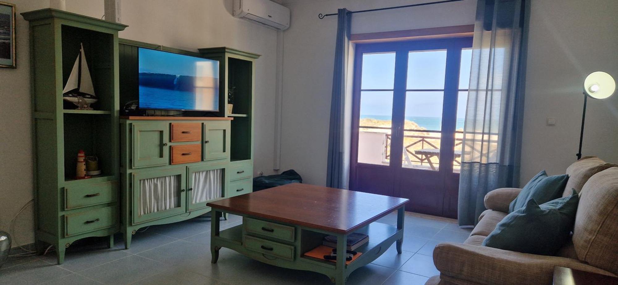 Baleal Holidays - Beach Front Apartment *