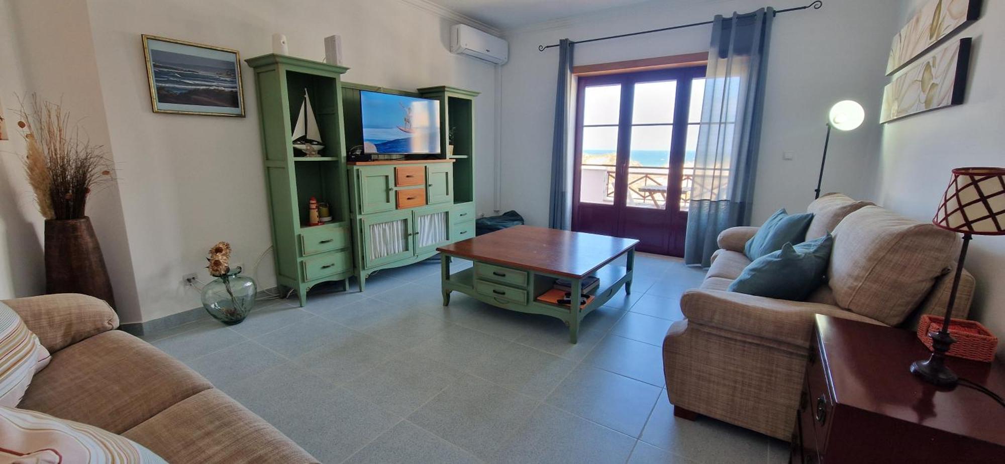 Baleal Holidays - Beach Front
