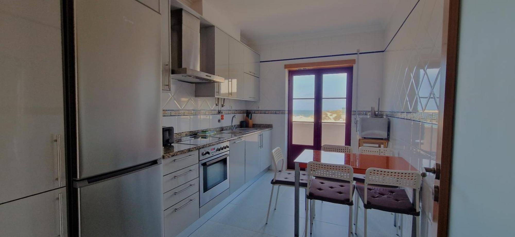 Baleal Holidays - Beach Front Apartment
