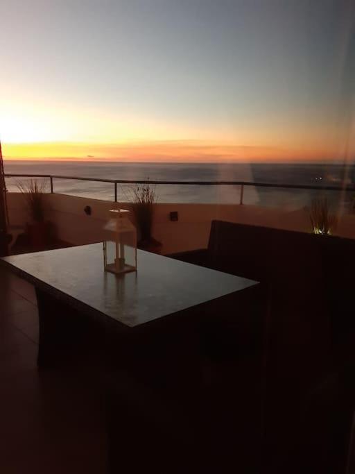 Amazing Penthouse- Panoramic Sea View & Tikki Bar On Private Terrasse Apartment Praia Da Luz