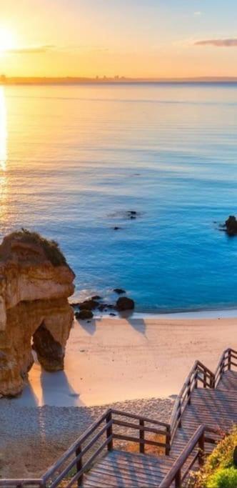 Amazing Penthouse- Panoramic Sea View & Tikki Bar On Private Terrasse Praia Da Luz
