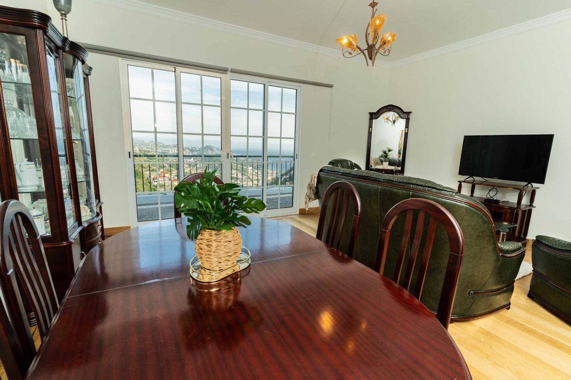 Varandas Da Caldeira By Madeira Real Holiday home Camara de Lobos