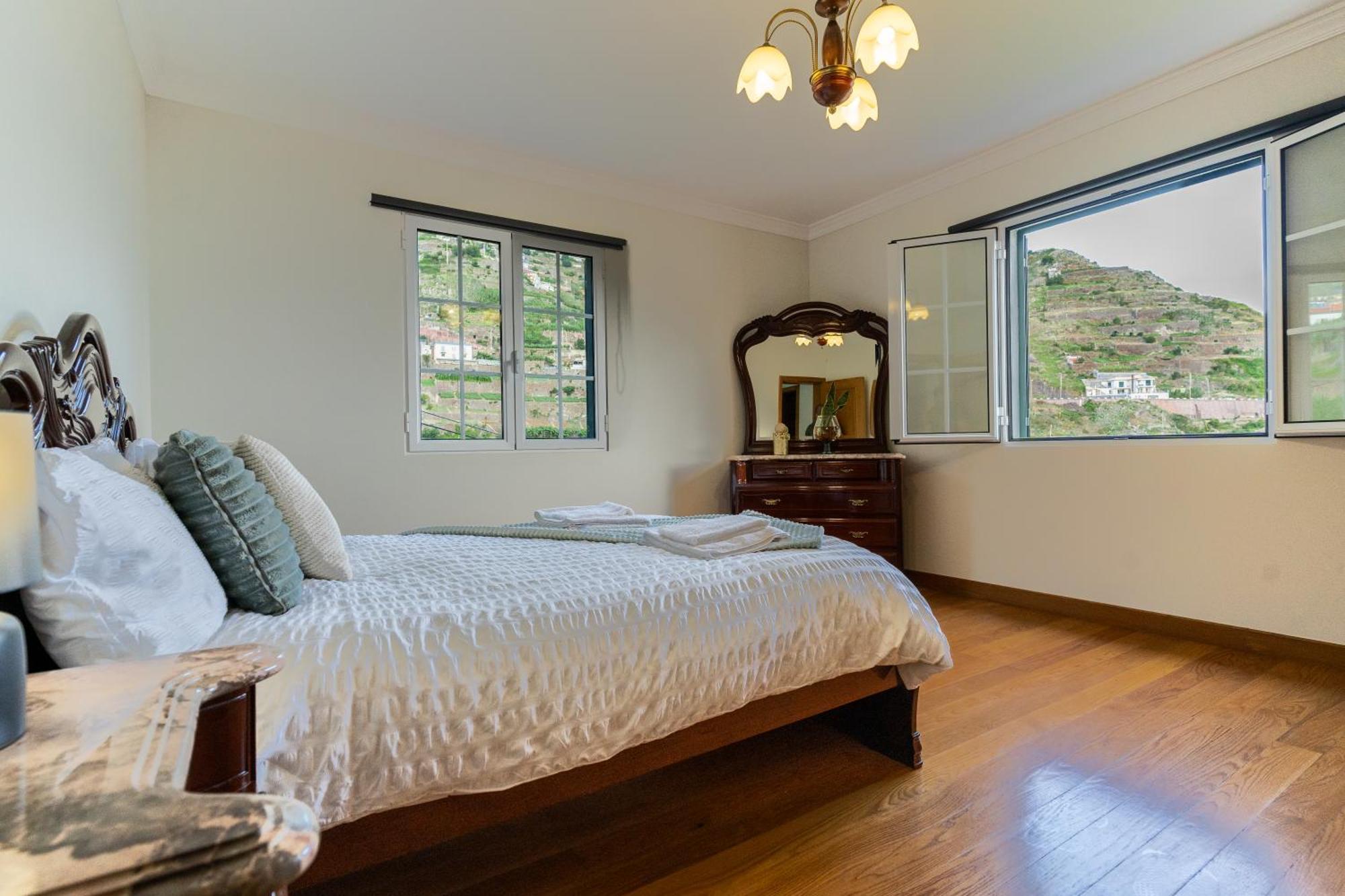 Varandas Da Caldeira By Madeira Real Holiday home Camara de Lobos