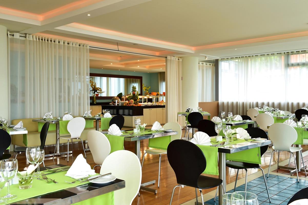 Pestana Promenade Ocean Hotel Funchal (Madeira)