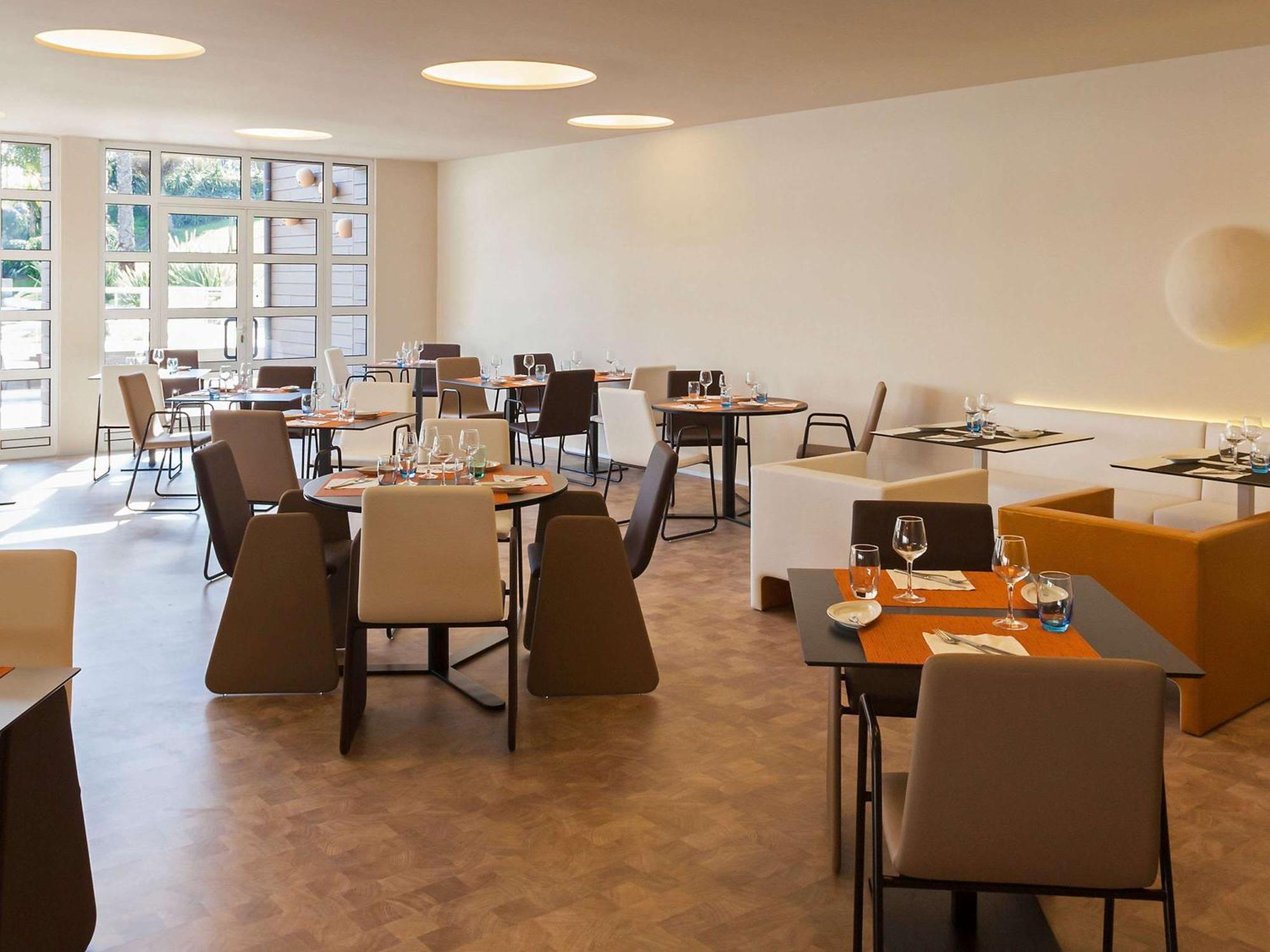 Hotel Novotel Setubal
