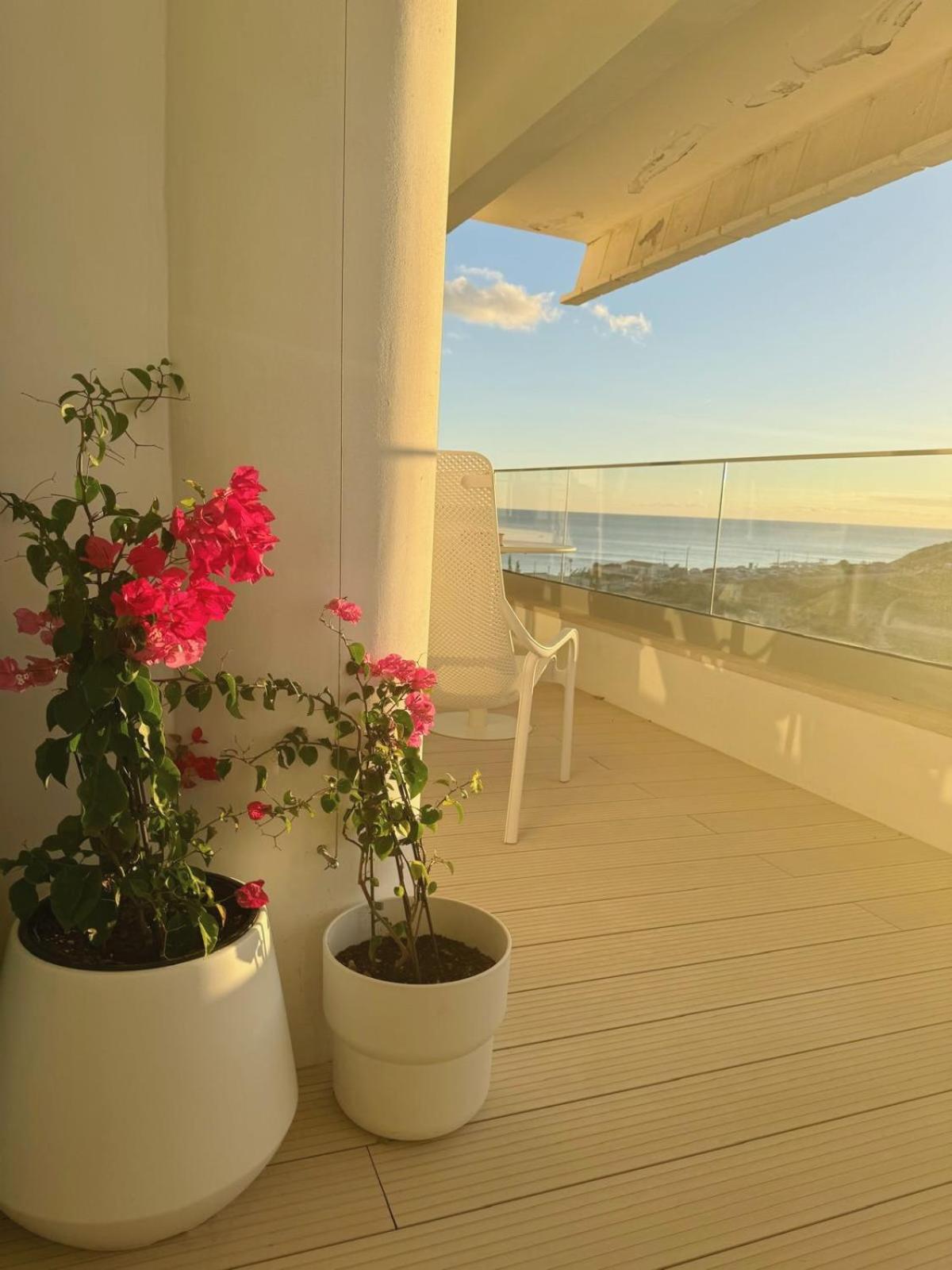 Magnolia Mar Ocean View Apartment