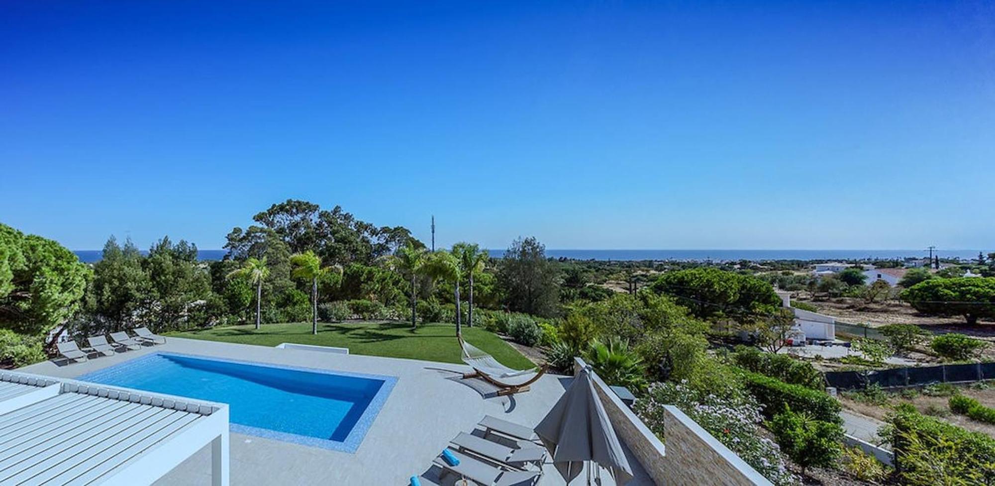 Villa Goldeneye - Luxury 6 Bedroom Lagoa (Algarve)