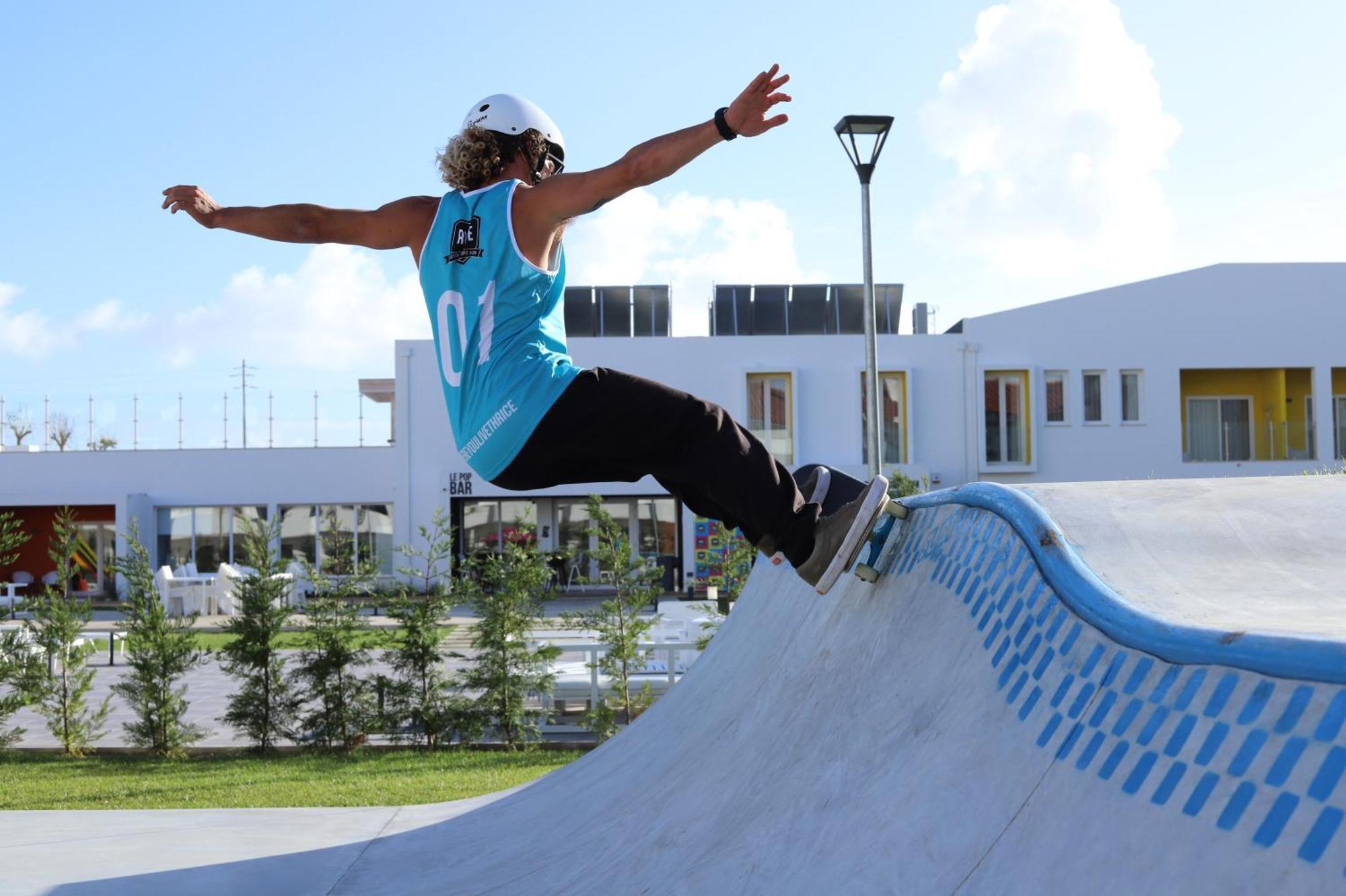 Ride Surf & Guest house 4*