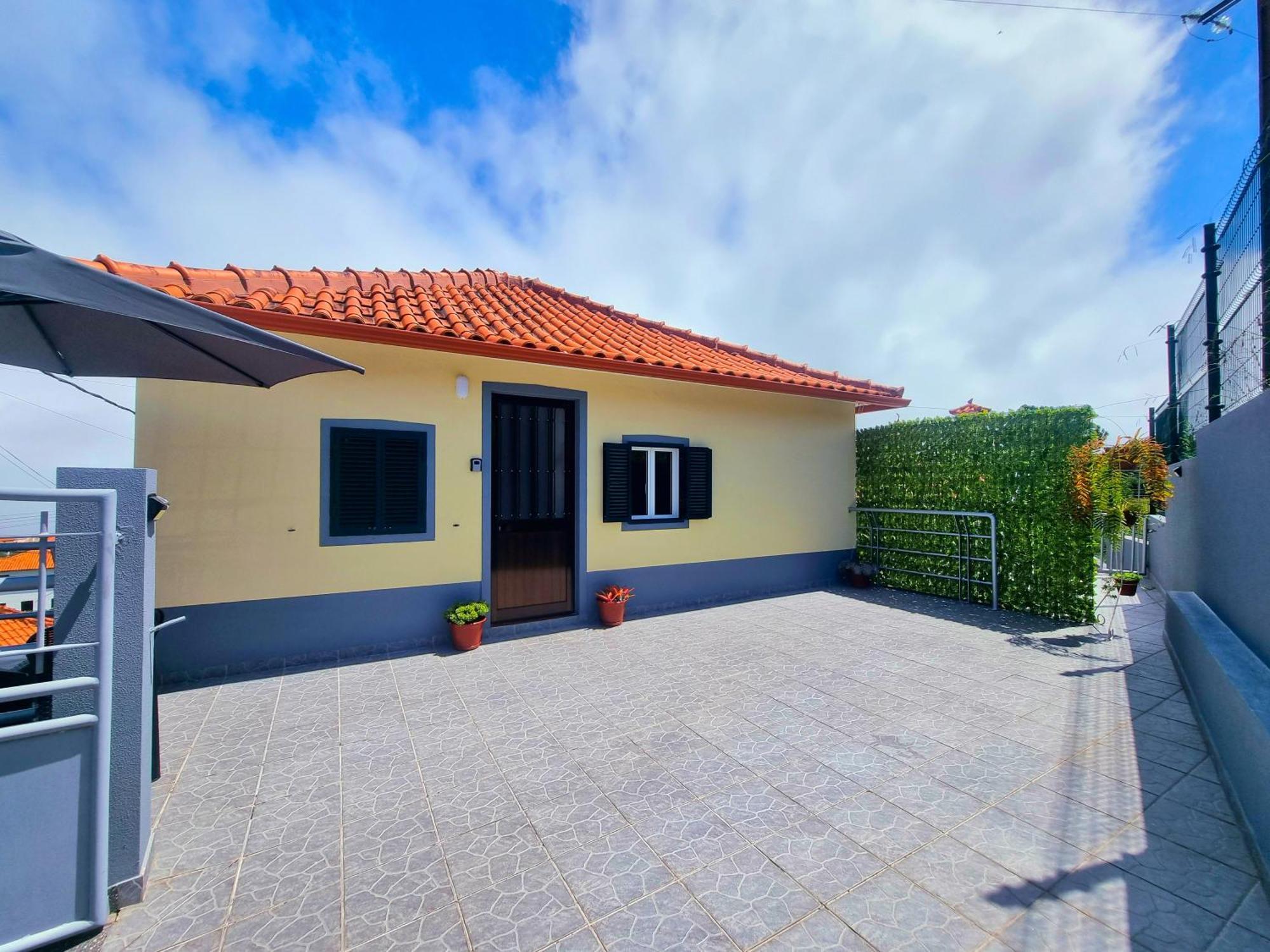 Cozy House In Sanatana, Near Hiking Trails And Levadas, Pico Ruivo Holiday home