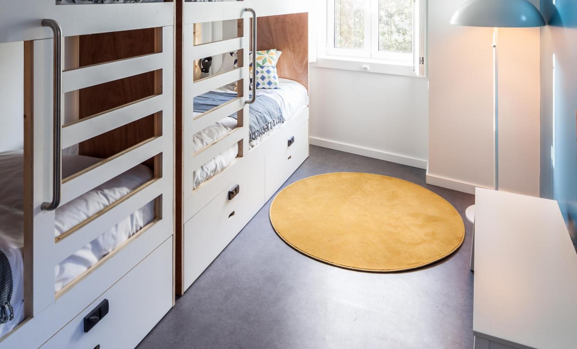 Moon Hill By Joivy Hostel Sintra