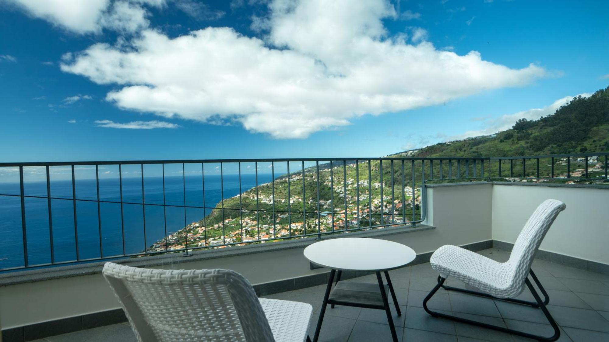 Villa Estrela Do Mar - By Lovelystay - Lovely, Sun Filled Calheta (Madeira)