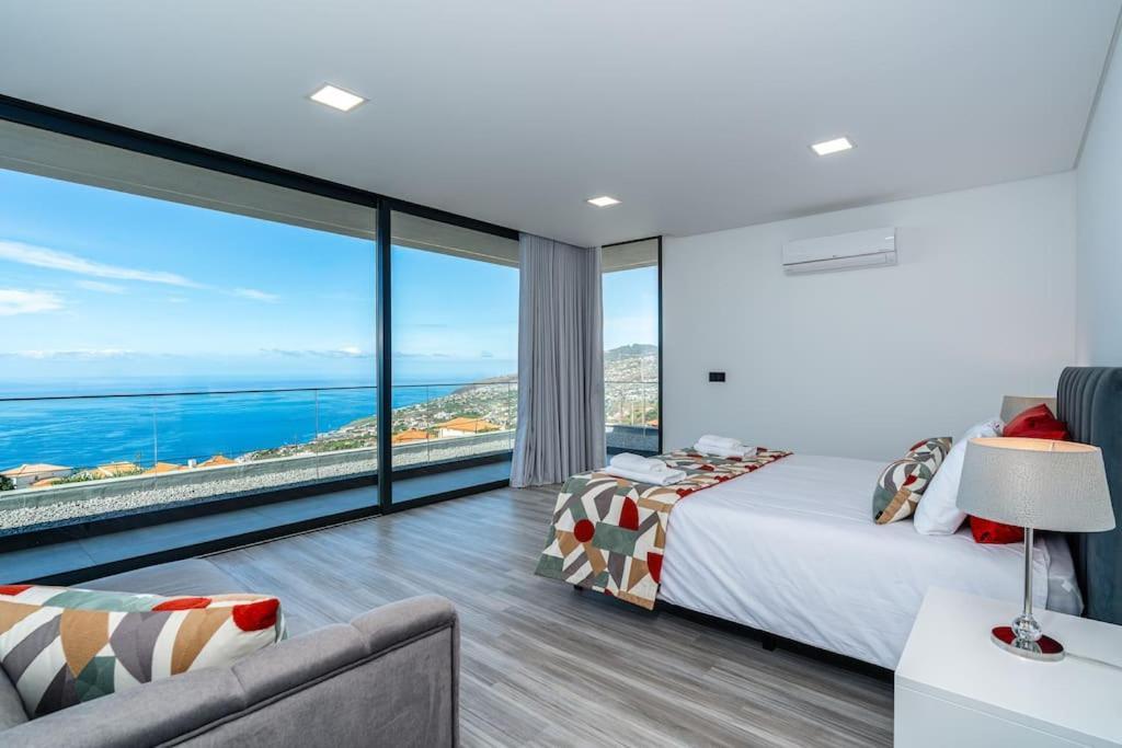 Villa Lunarenzo Seaview, Pool, Ac, Parking *