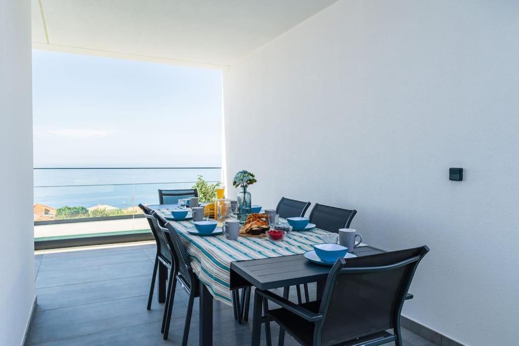 Lunarenzo Seaview, Pool, Ac, Parking Villa *